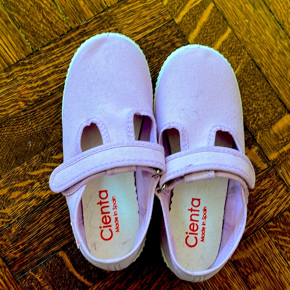Brand new Lavender Canvas Cientas T-Strap Shoes
